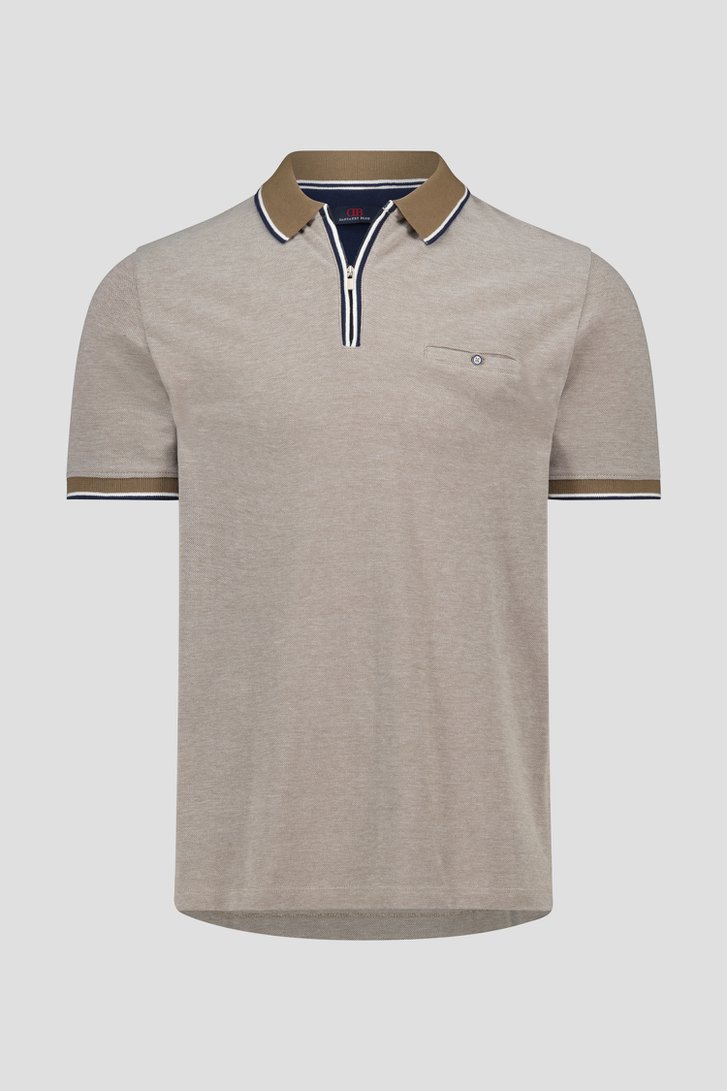 Vendeure de vêtements