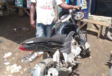 Mécanicien generaliste de moto