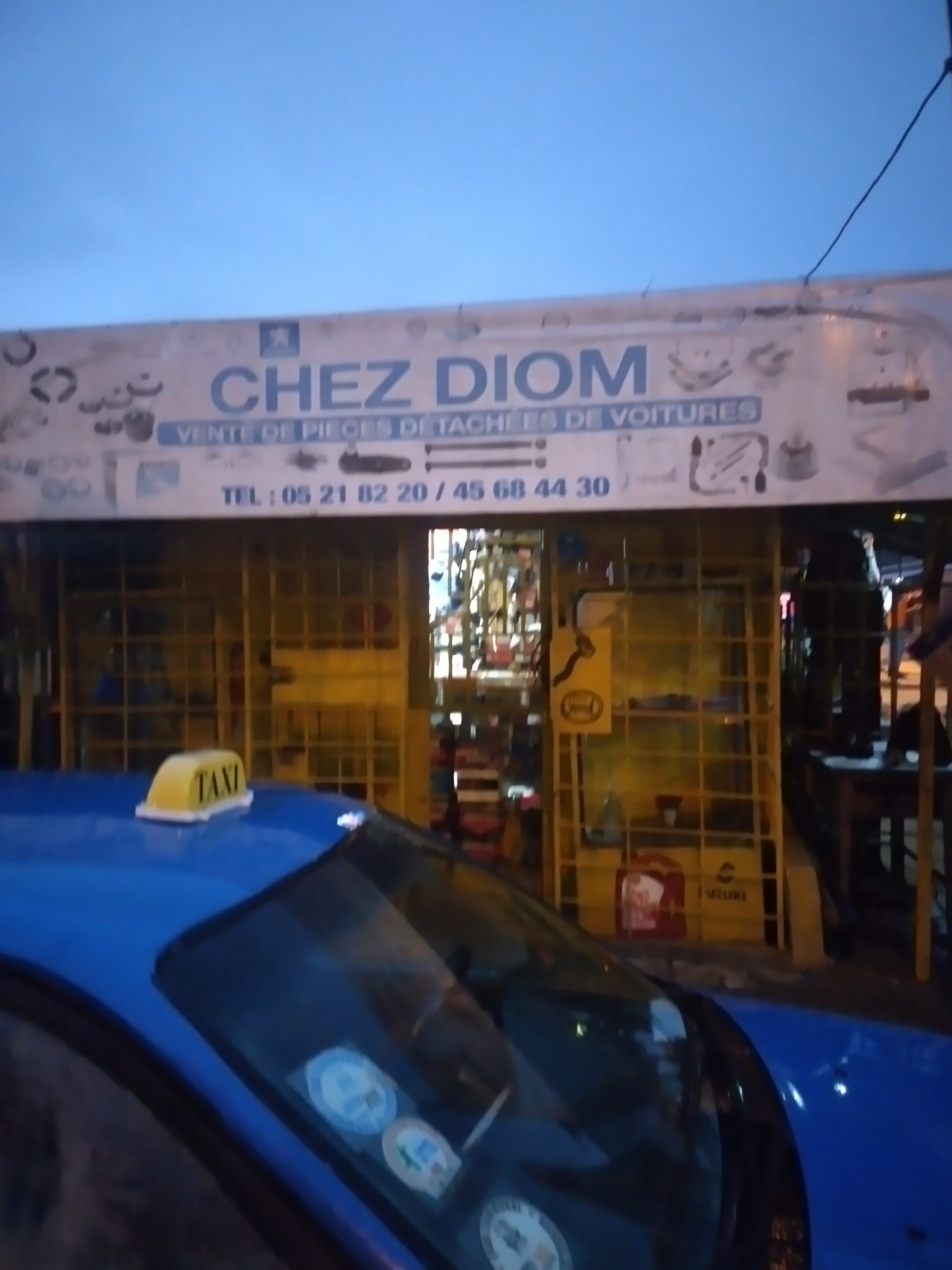 Vente de pièces de tout genre et nous tatillons aussi les boulons