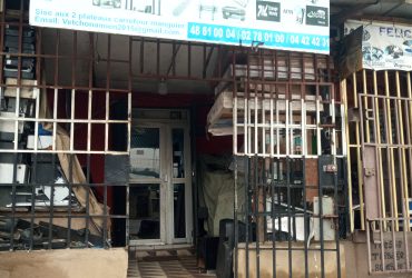 Réparateur, vente d'appareils TV et d'accessoires TV