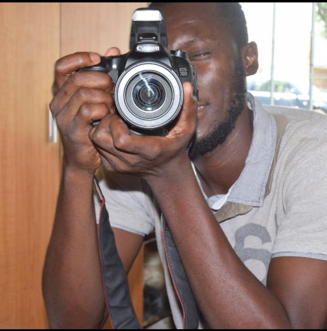 Cadreur- Cameraman-Photographe Professionnel