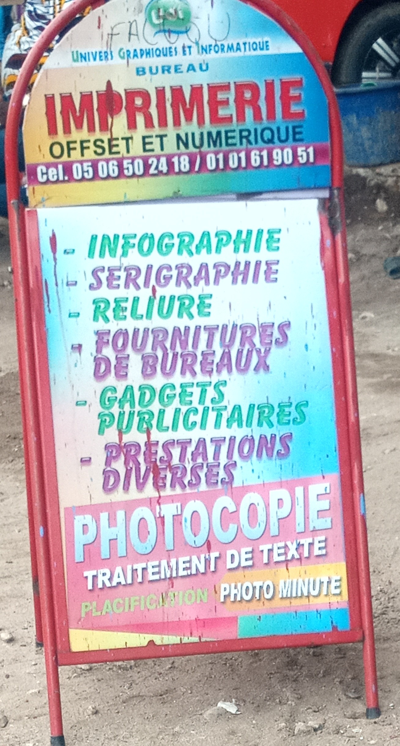 UNIVERS GRAPHIQUES ET INFORMATIQUE