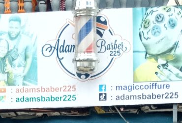 Adams barber 225 Coiffure