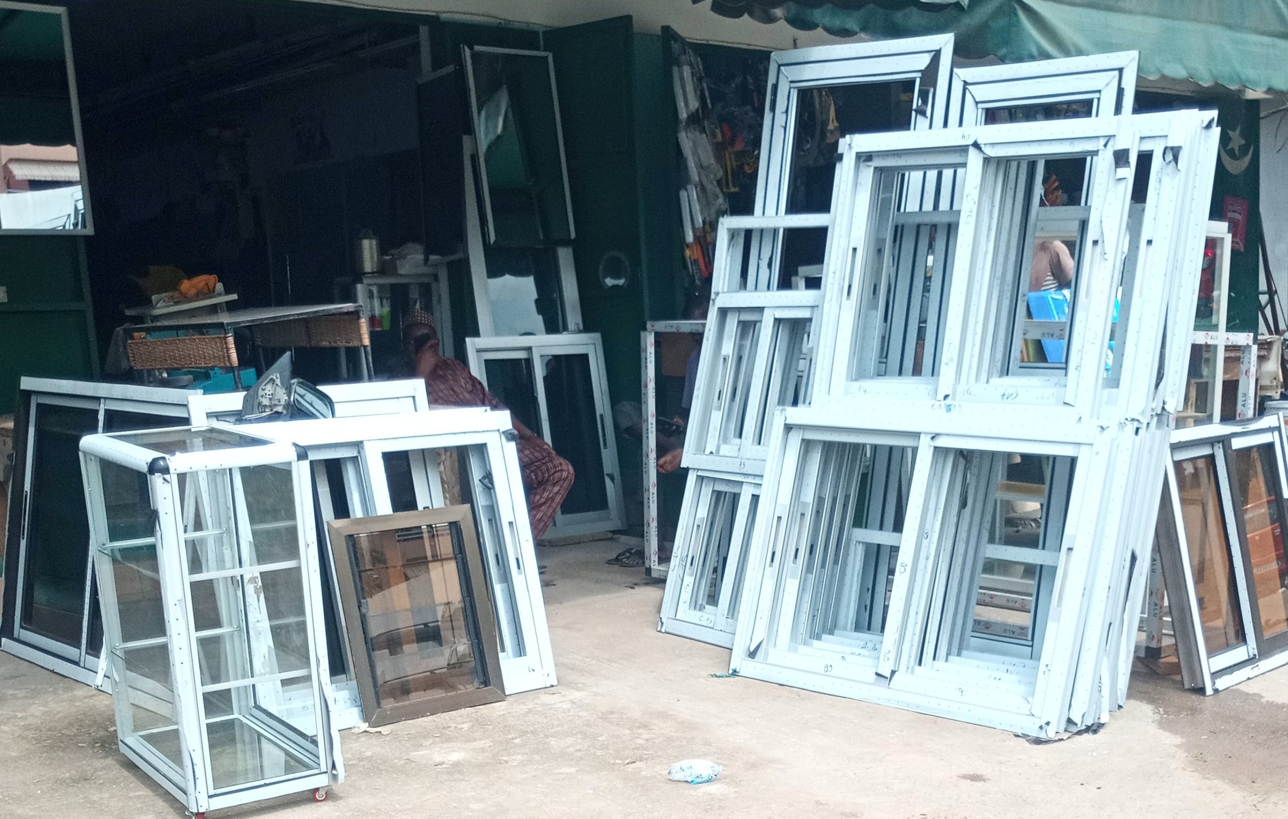 VITRIER PROFESSIONNEL