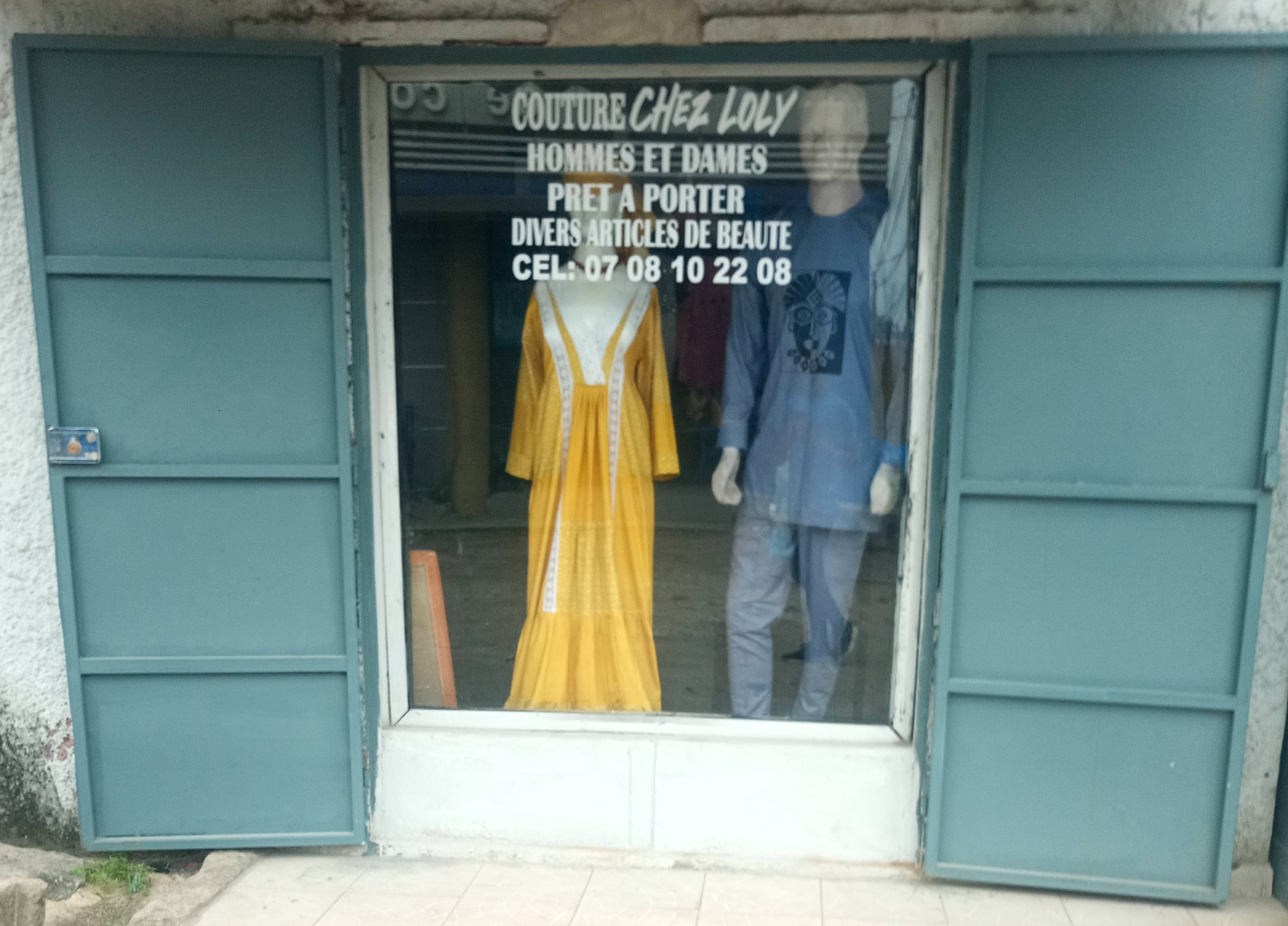 COUTURE CHEZ LOLY