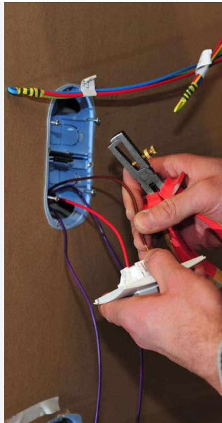 Électricien professionnel