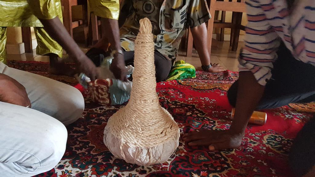 Fatou et Bedass Location
