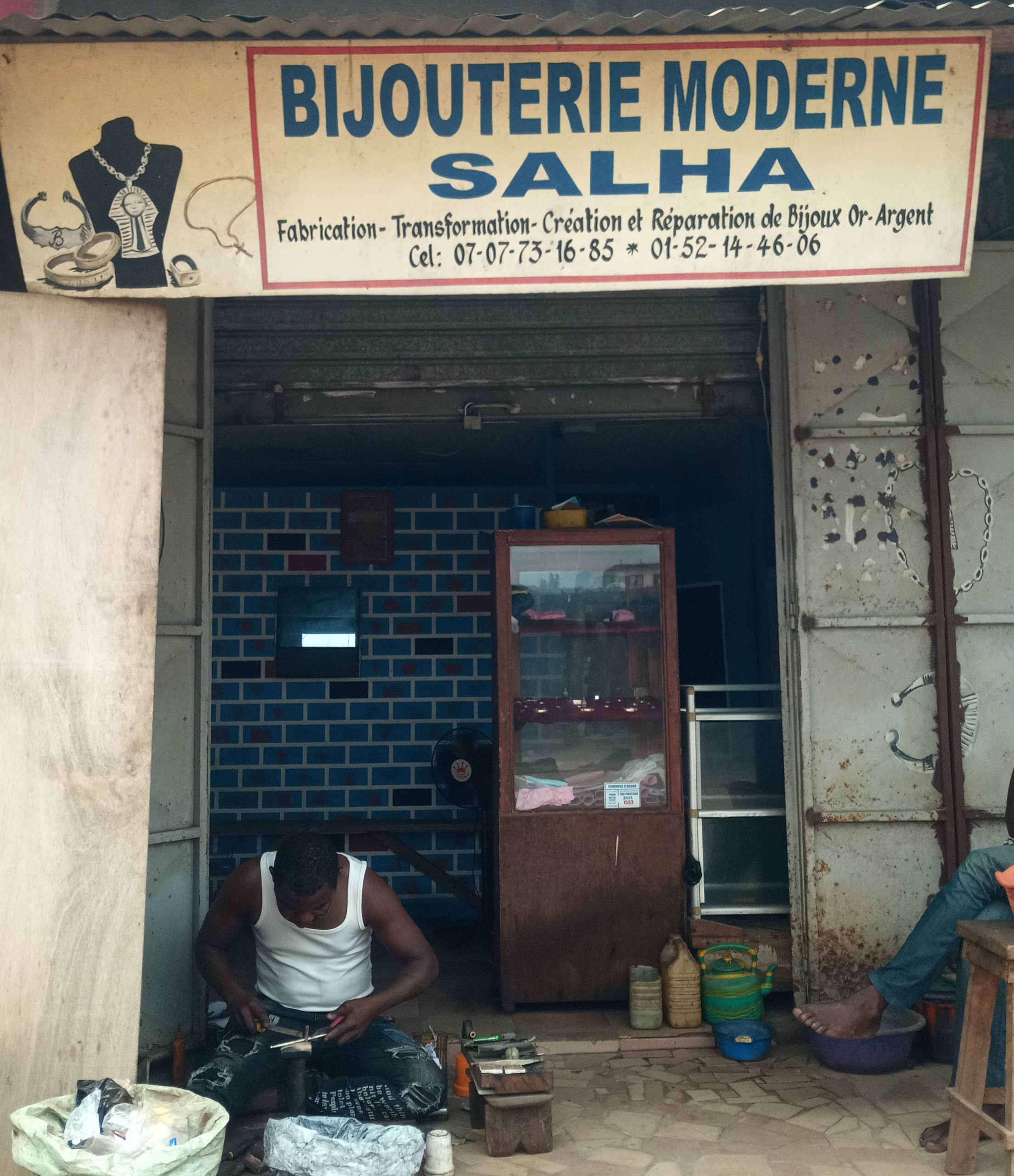 BIJOUTERIE MODERNE