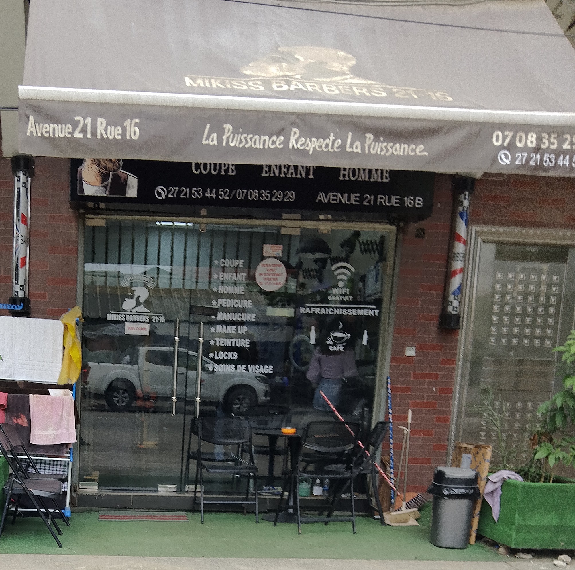 MIKISS BARBERS