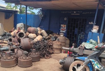 Vente de pièces détachées à Vridi