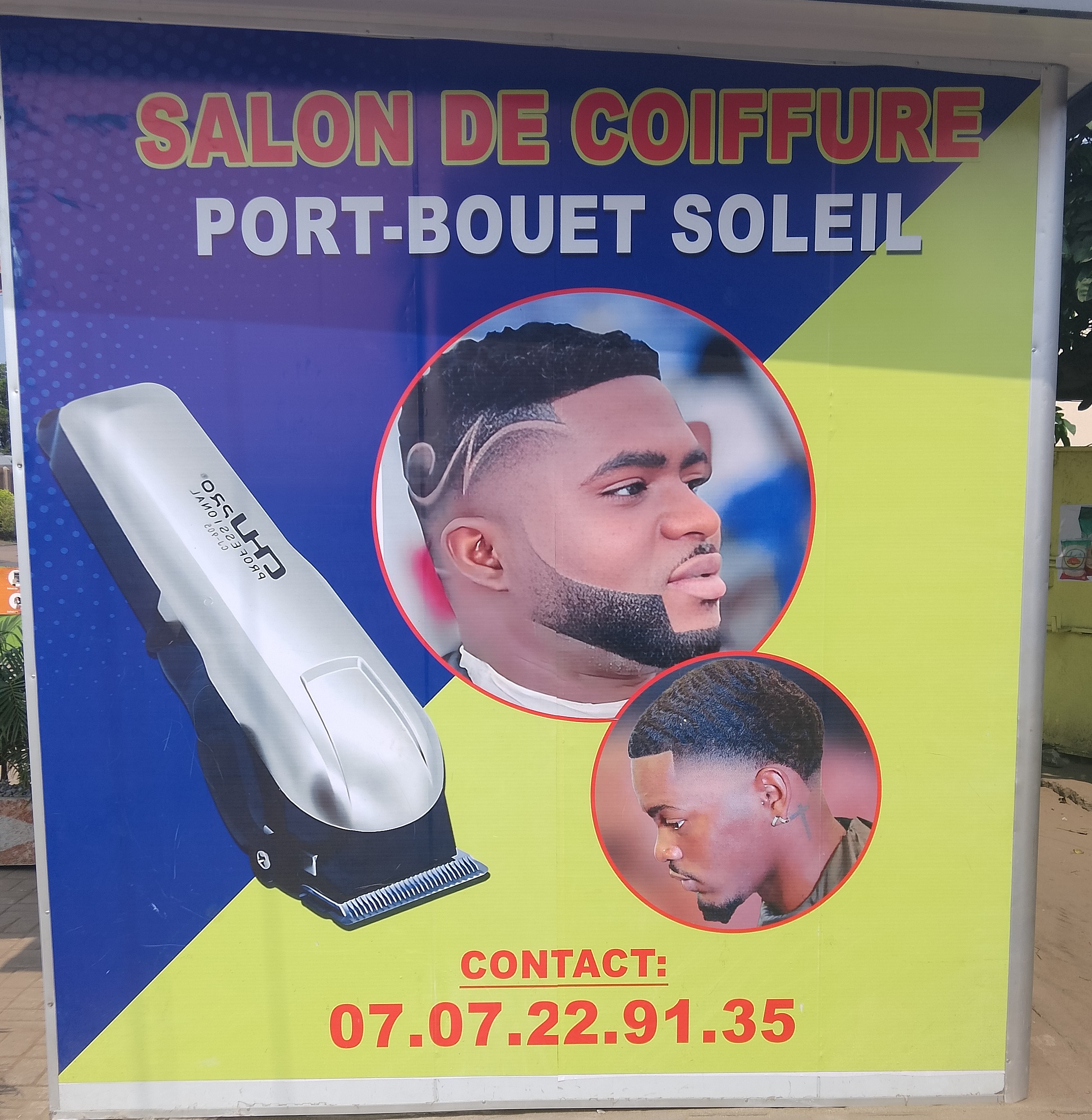 SALON DE COIFFURE