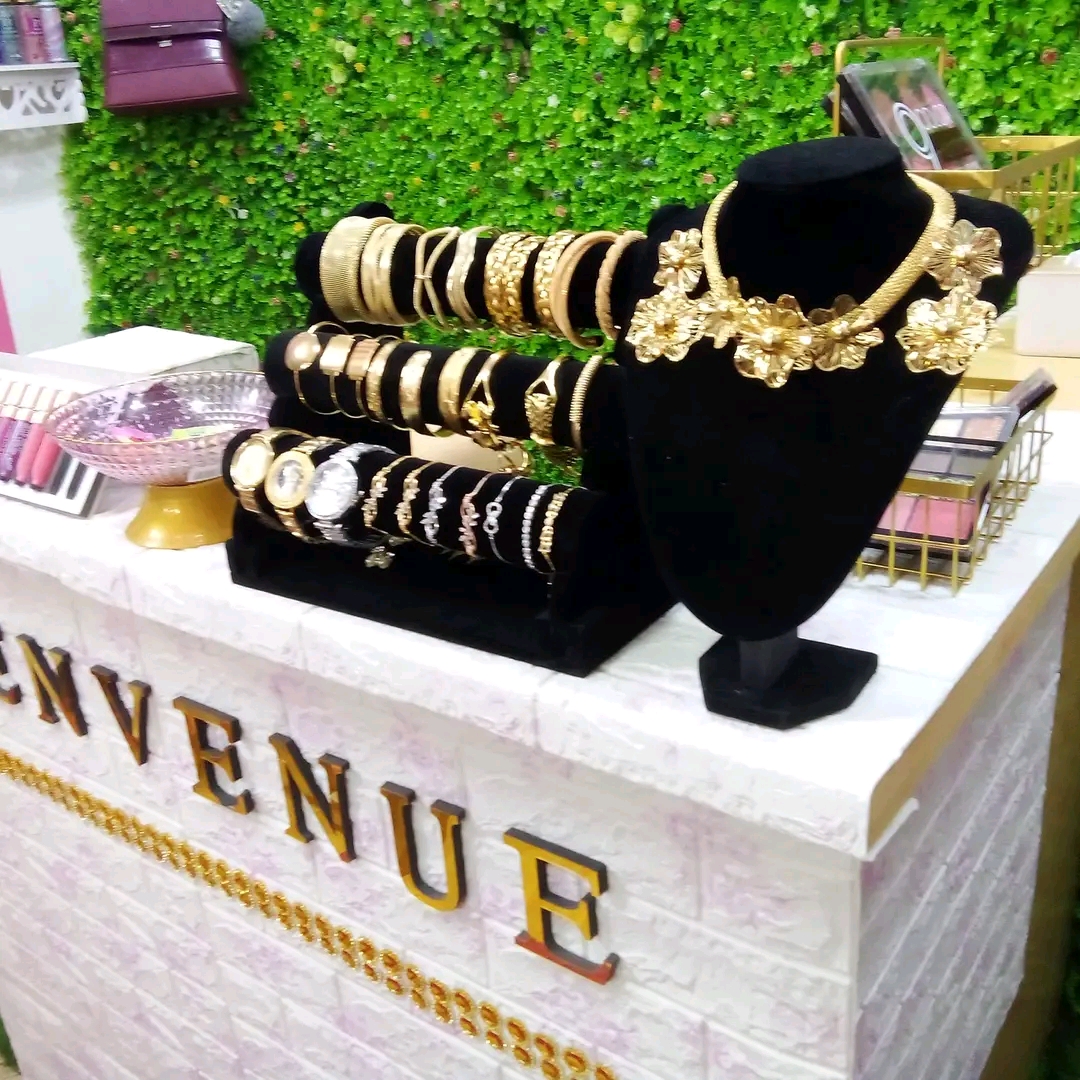 Bell' Allure