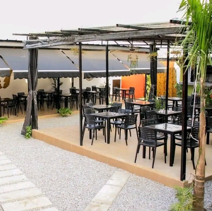 Laïs – Resto- Grill – Chill