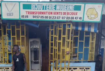 BIJOUTERIE MODERNE