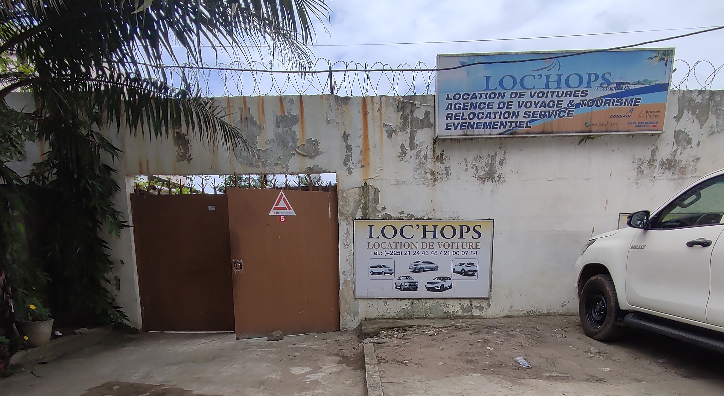 Loc'hops – location de véhicules et événementiel