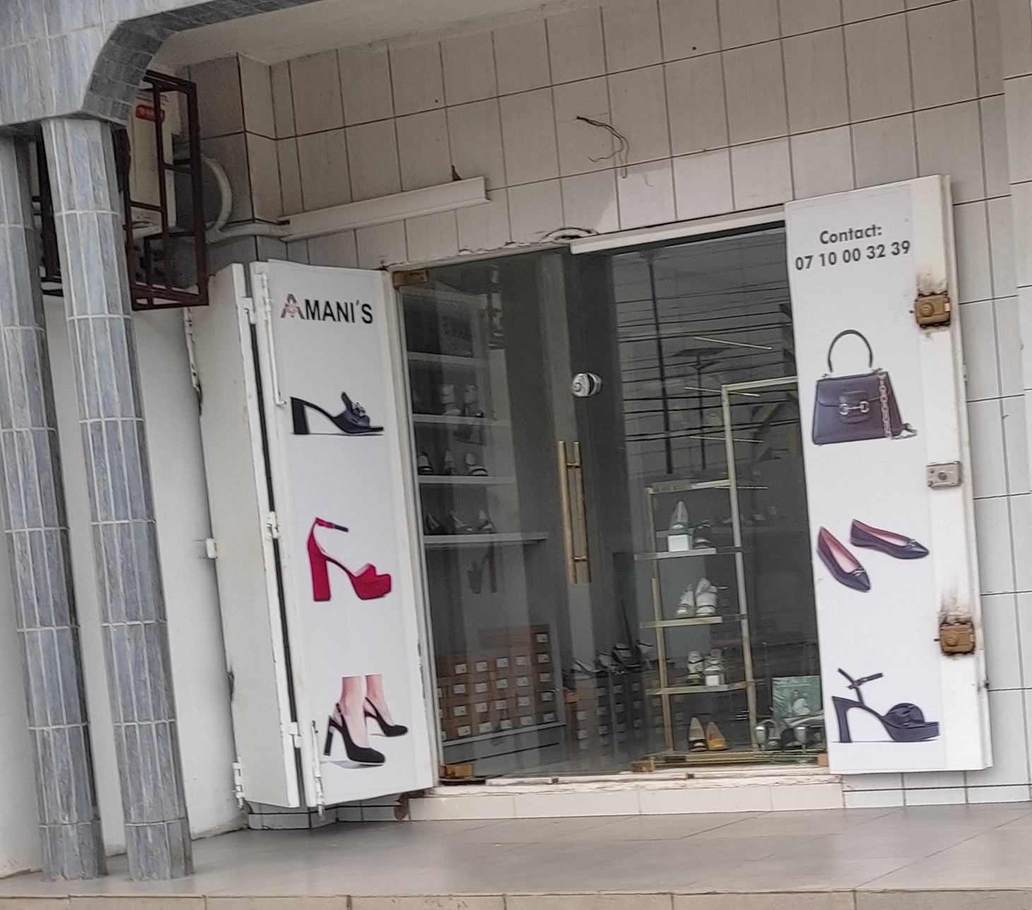 Amani's – Boutique de ventes de chaussures et maroquinerie
