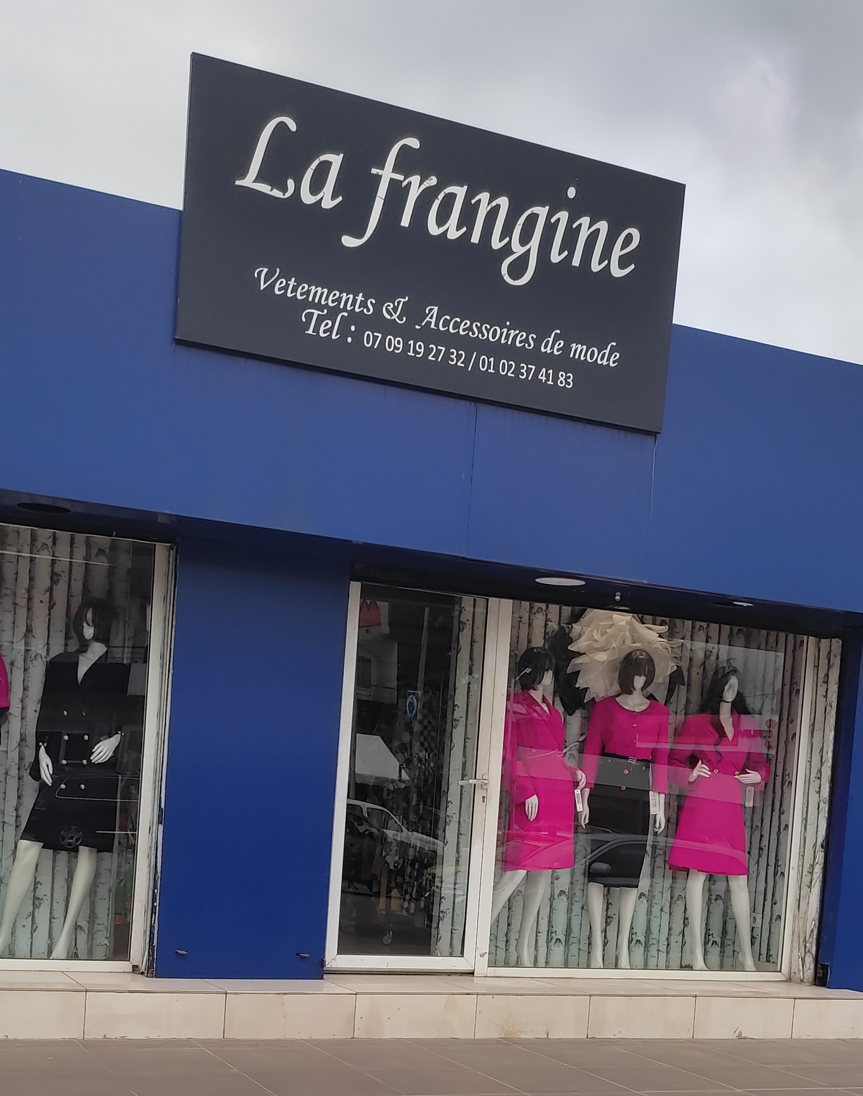 La frangine – Vêtements et Accessoires de Mode
