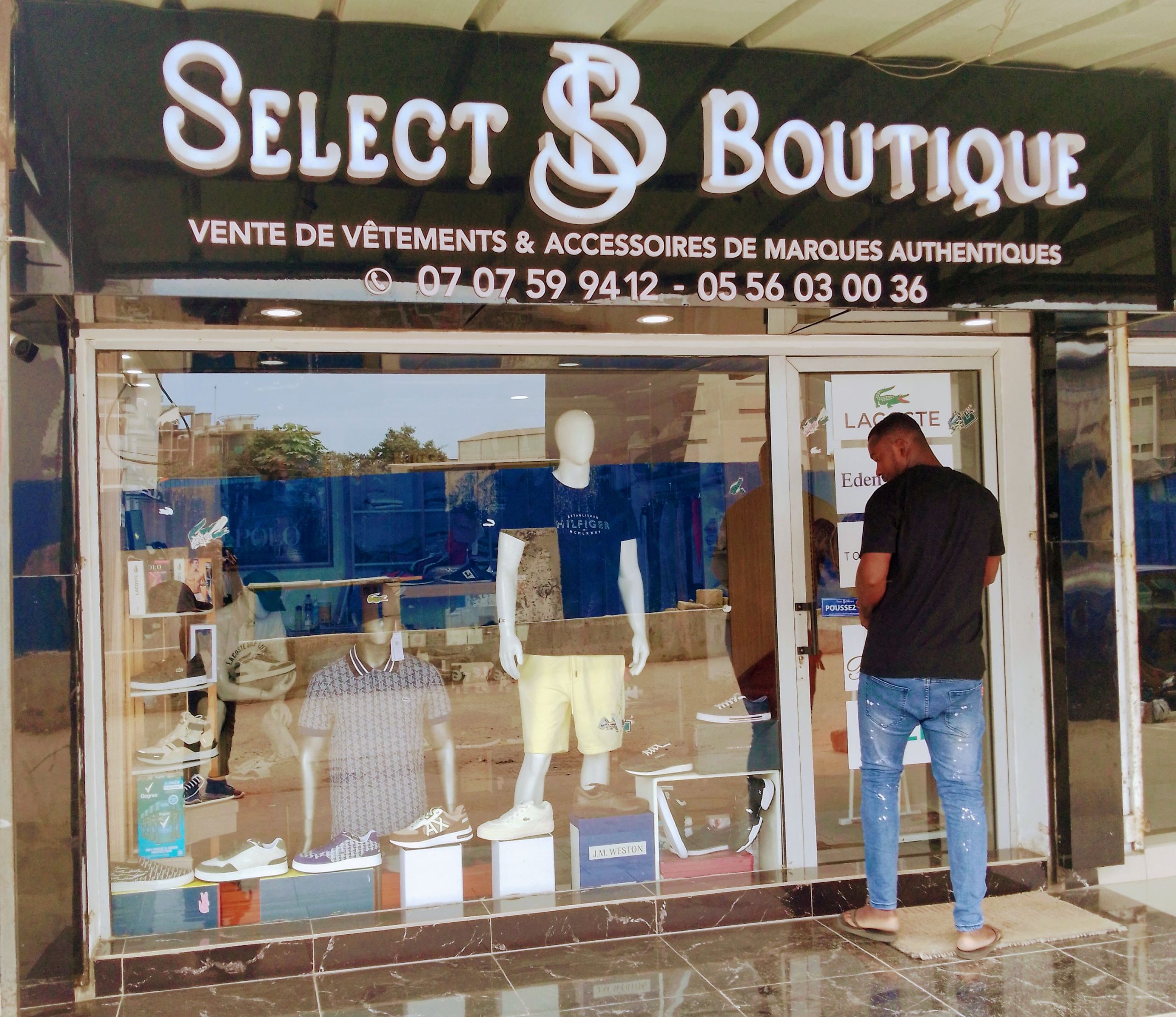 Select boutique