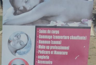 QUEEN BIO