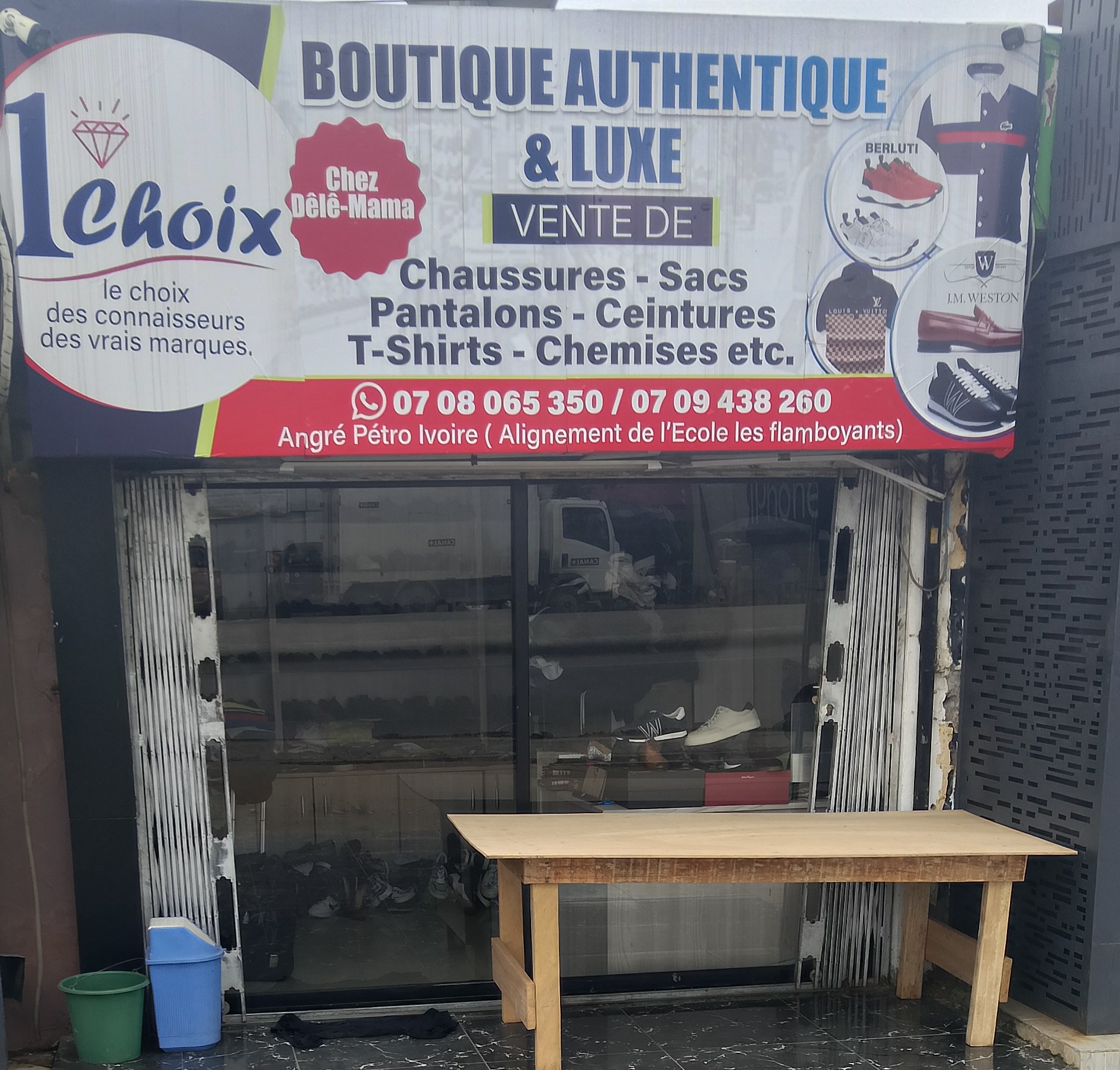 BOUTIQUE AUTHENTIQUE & LUXE