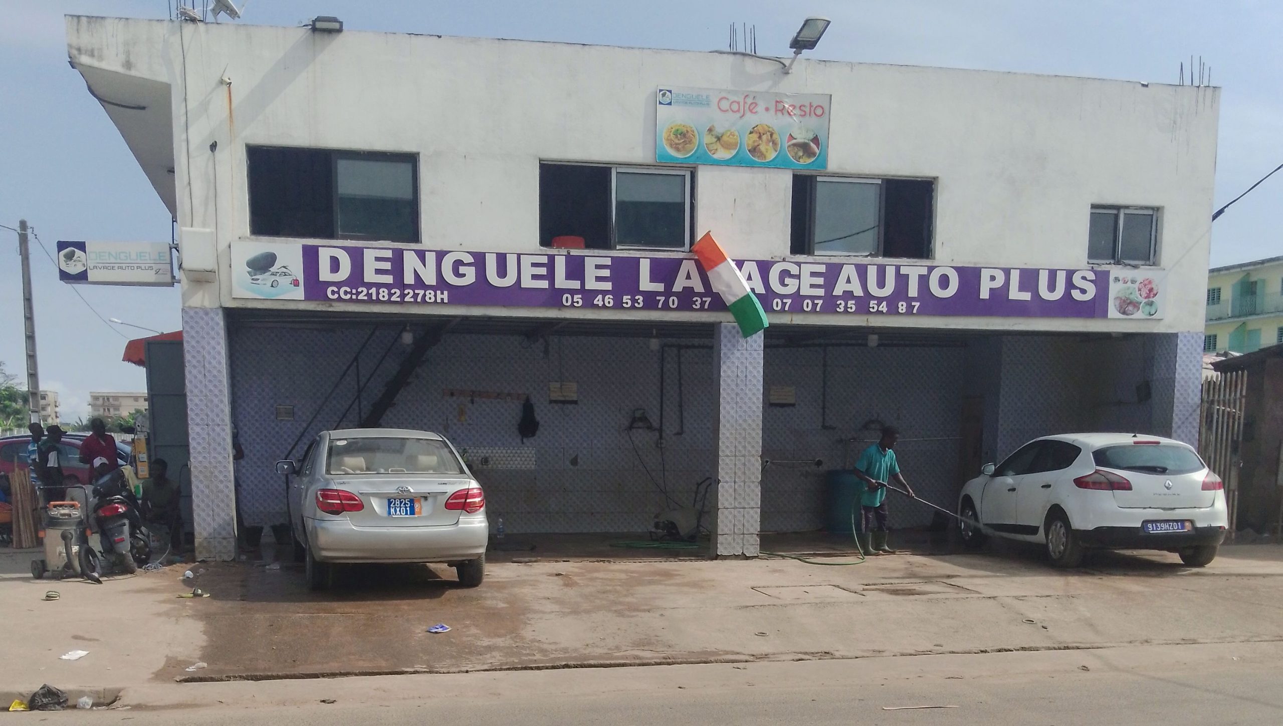 Denguelé lavage auto