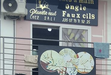 Planete nail CHEZ SALI