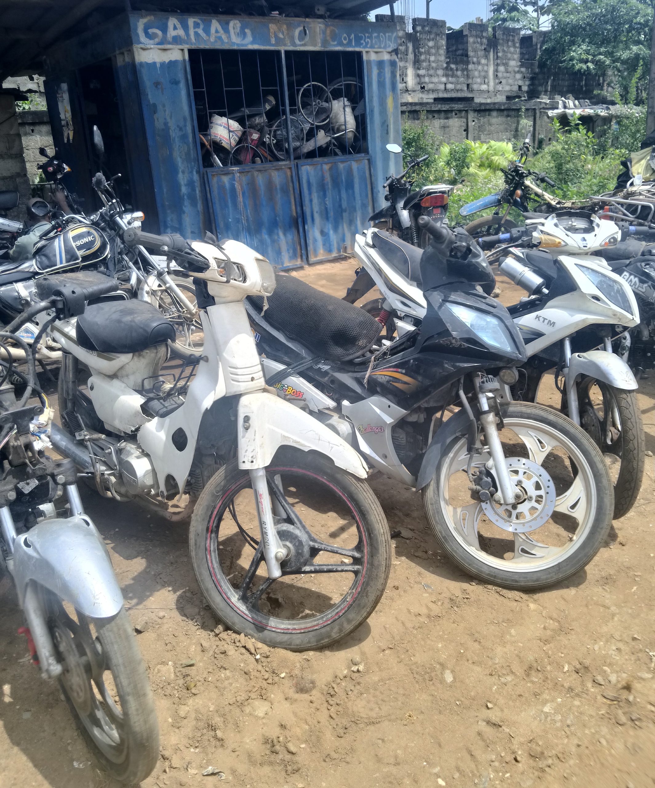 GARAGE MOTO