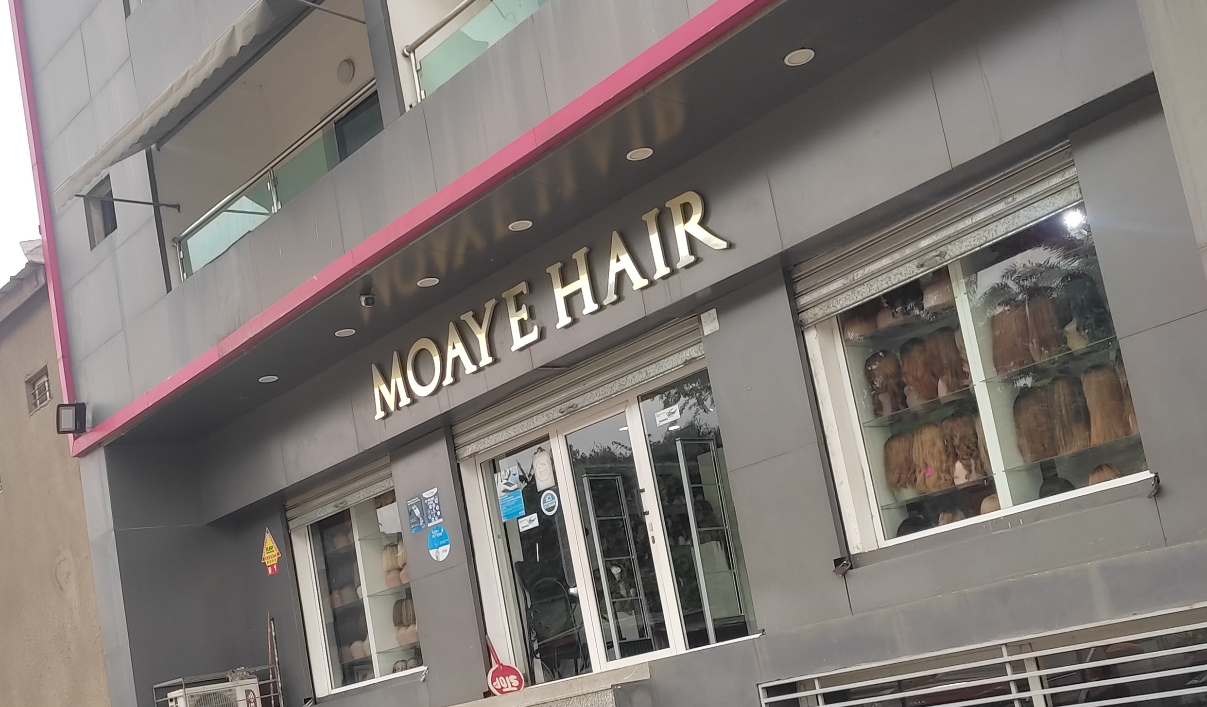 Moaye Hair