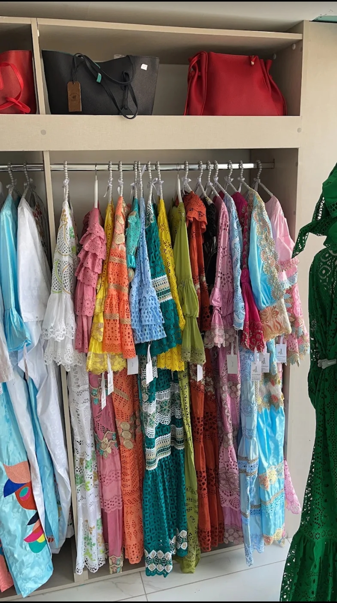 Hira Boutique
