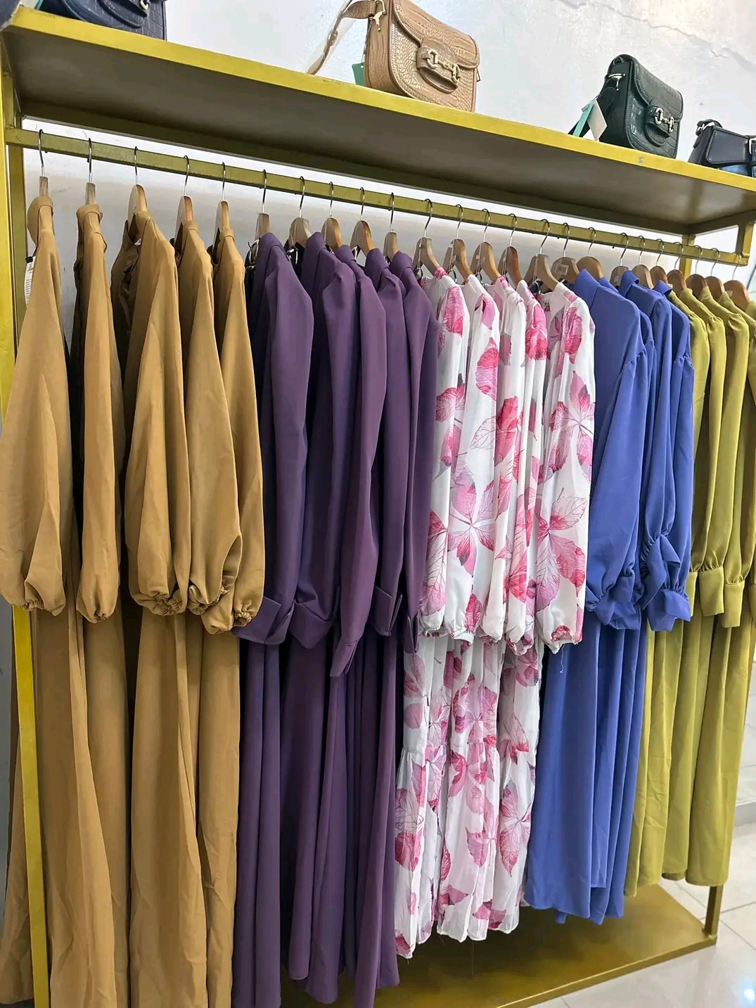 Aïssah –  Vêtements Modestes