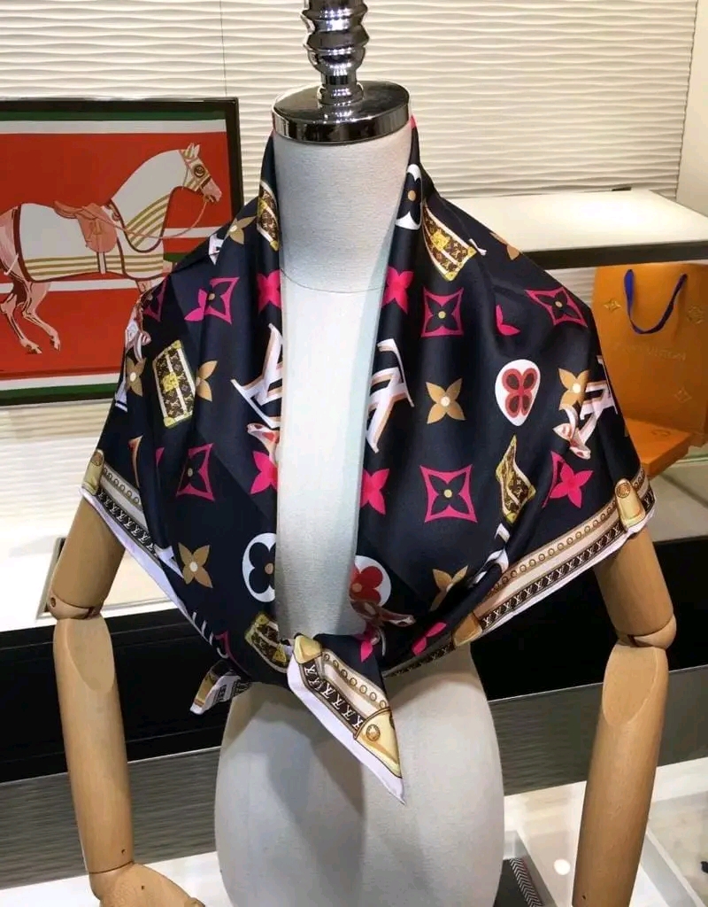 Couleur Indigo – Luxury Store