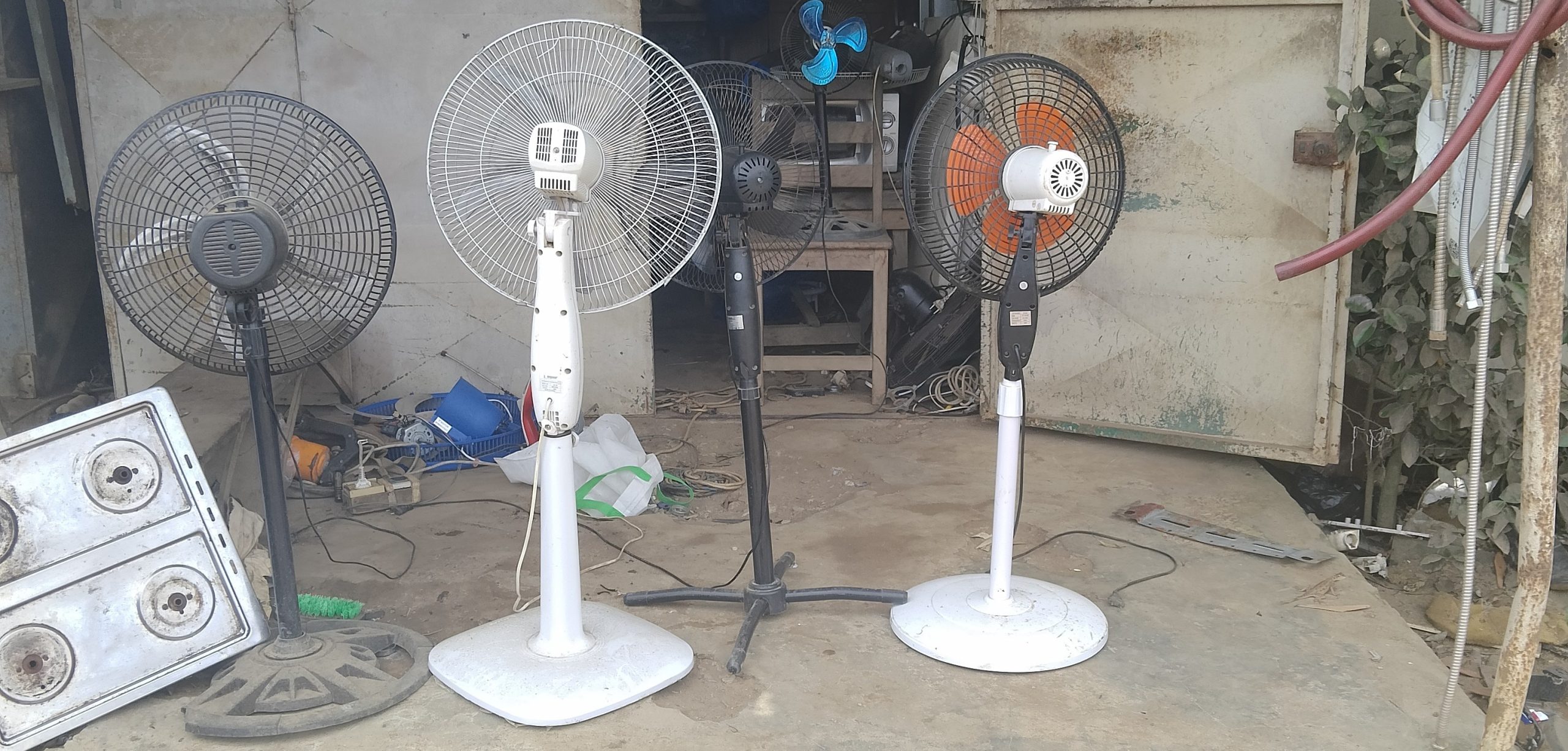 RÉPARATEUR PROFESSIONNELLE