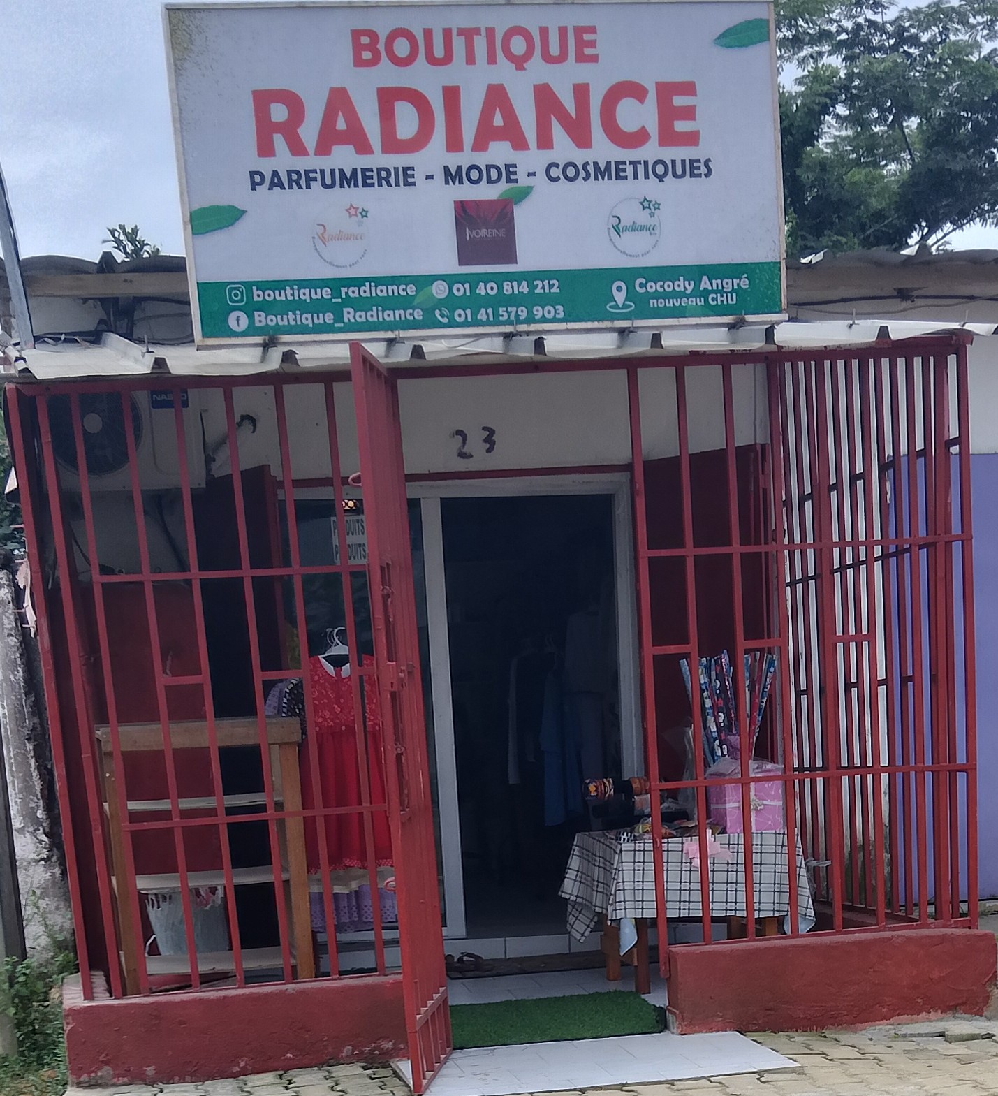 BOUTIQUE  RADIANCE