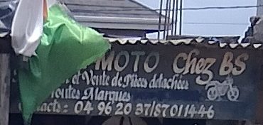 GARAGE MOTO CHEZ BS