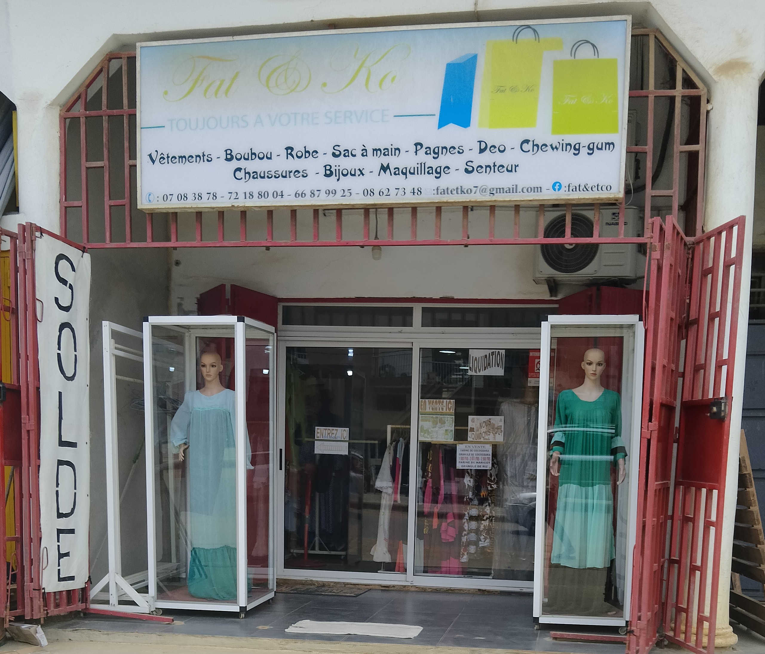 TOUJOURS A VOTRE SERVICE