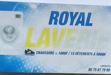 ROYAL  LAVERIE
