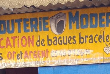 BIJOUTERIE MODERNE