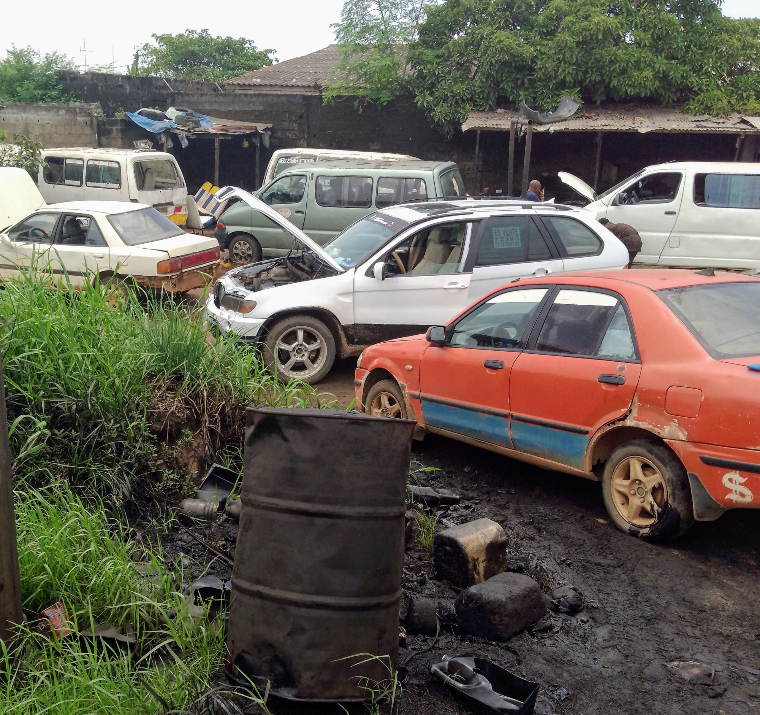 Sud Comoé garage automobile