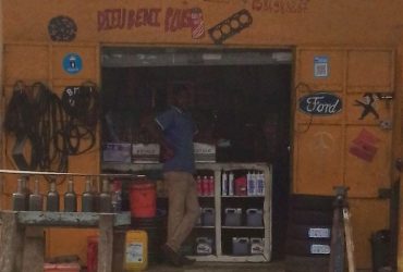 Dieudonné plus pièces auto