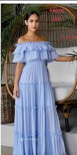 Vendeuse de robes