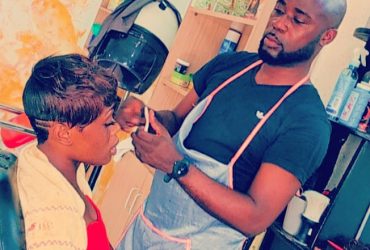 Distinct coiffure