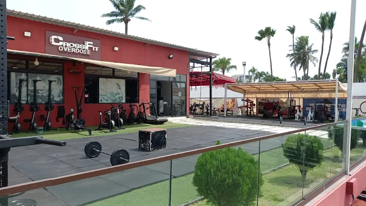 CROSS FIT OVERDOSE
