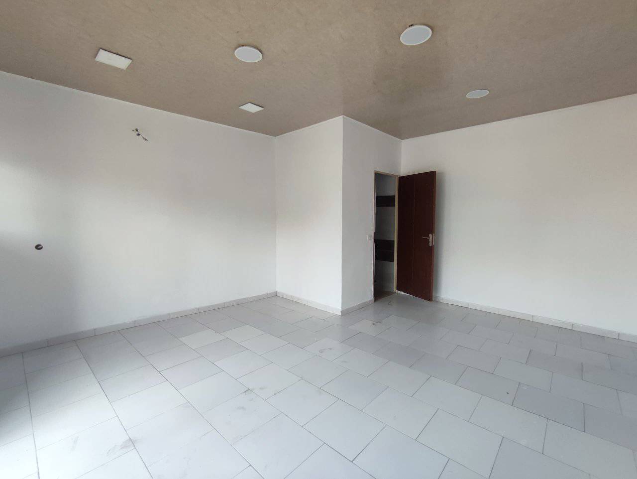 Location Cocody – Riviera 3 Sideci Bureau Commercial