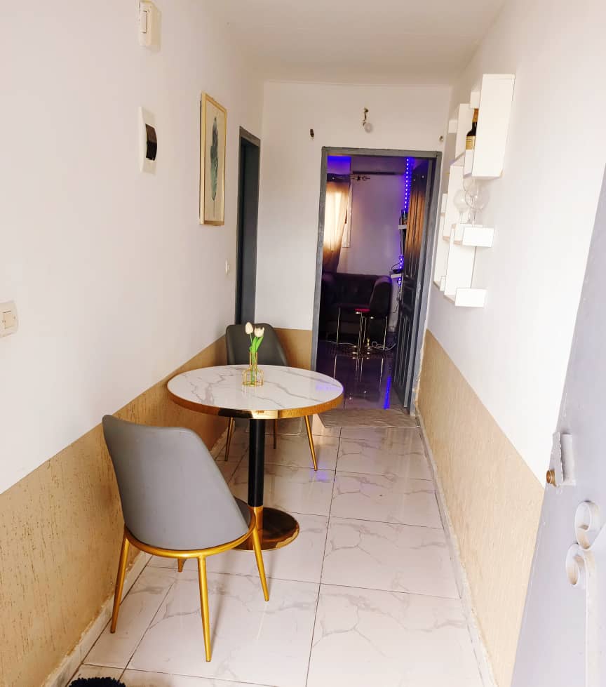 Appartement meublé studio à cocody blockhaus