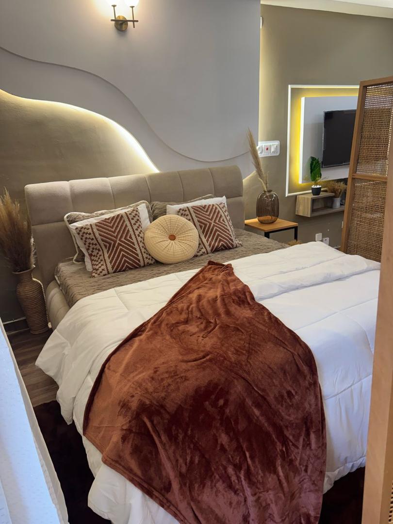 un appartement meublé hautement équipé à la Riviera 3 (Cité Oscar 2)