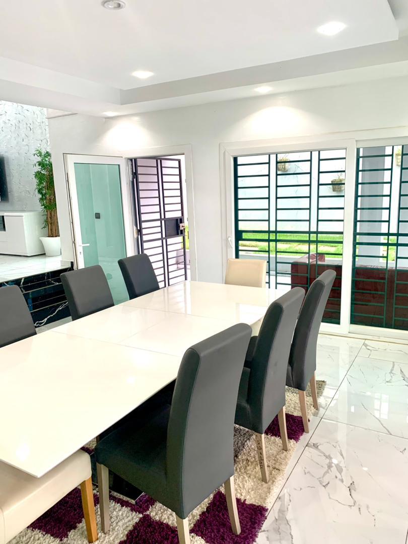 DUPLEX 8 PIECES MEUBLEES -Riviera Faya – Cité Prestige