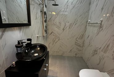 un appart 4 pièces de luxe à Abidjan  Angré Chu – 9ᵉ Tranche