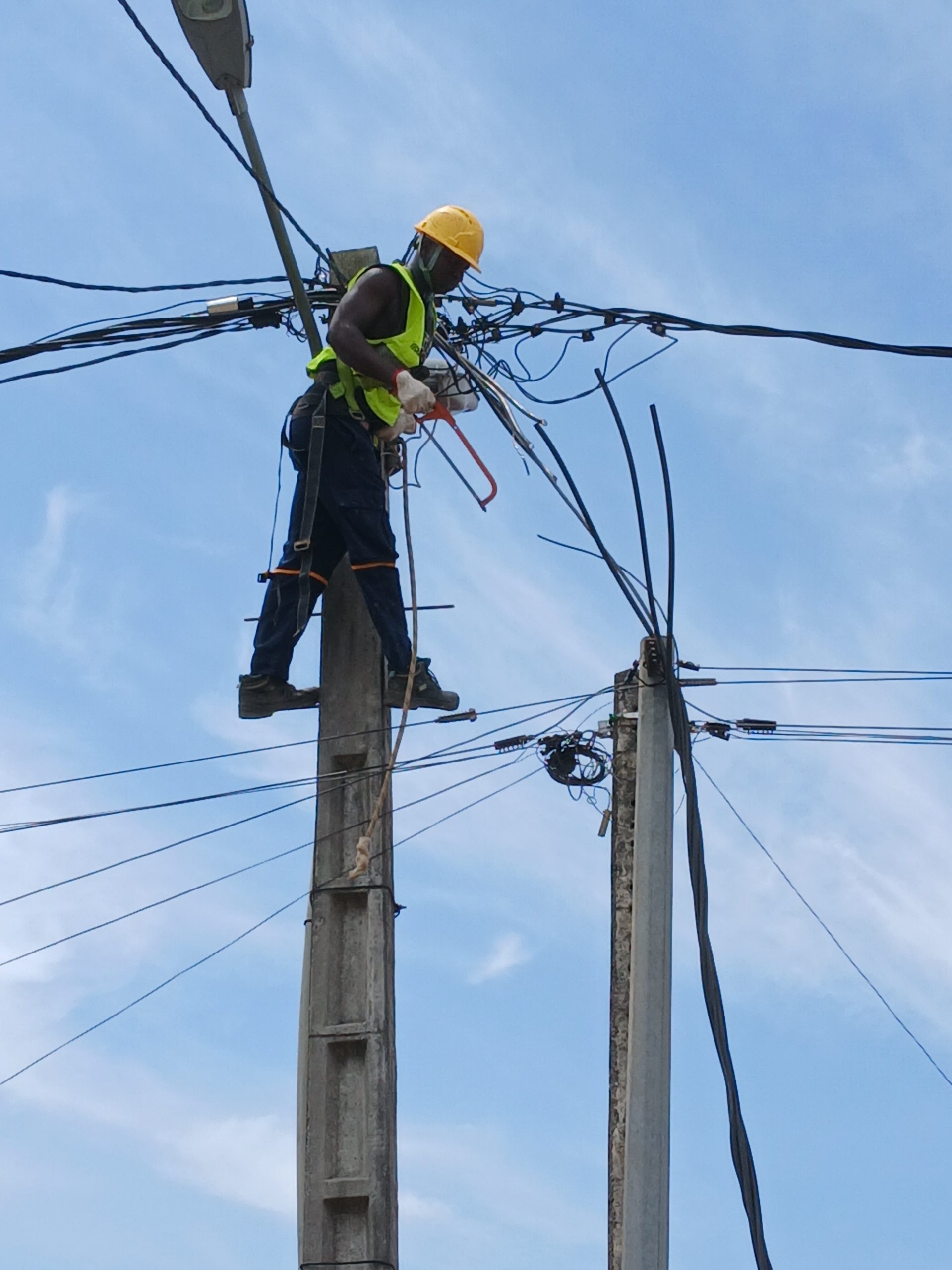 Ezekiel groupe services électricité
